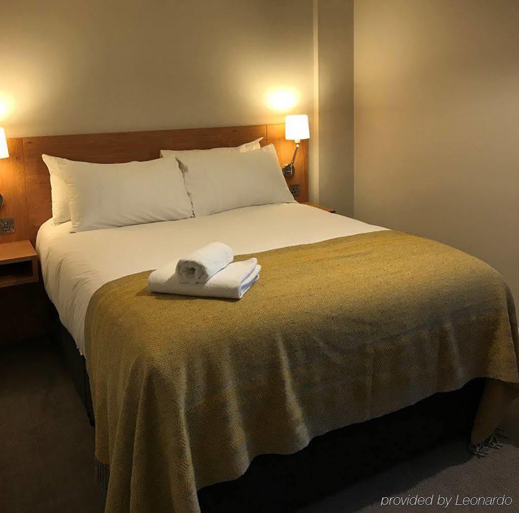 Premier Suites Рединг Екстериор снимка