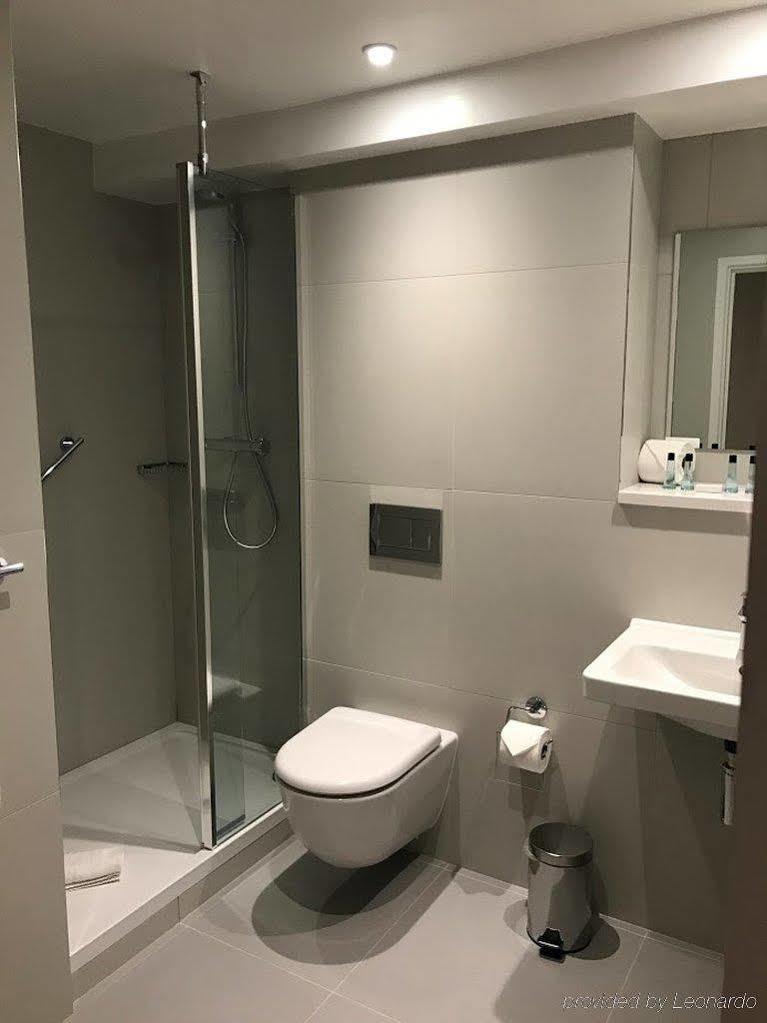 Premier Suites Рединг Екстериор снимка